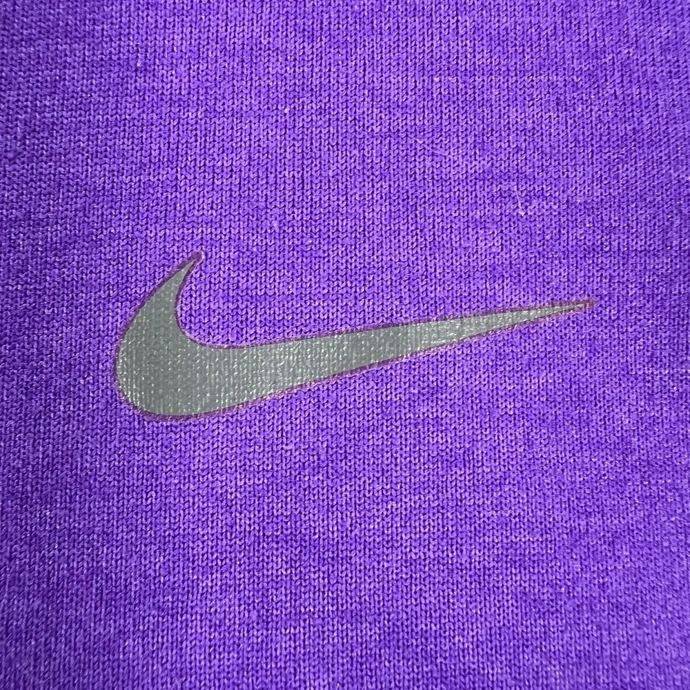 Nike Dri-FIT Shirt Womens Small Purple Athletic Training Running Tee Performance